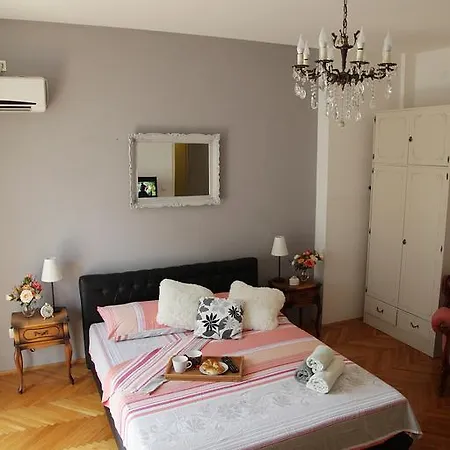 London Apartament Belgrad